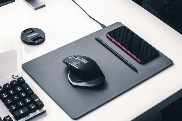 Comment choisir un bon tapis de souris pour un usage en graphisme?